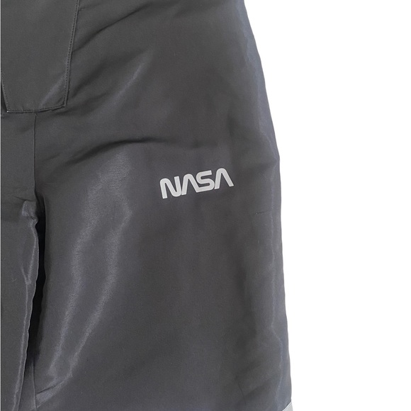 Forever 21 NASA Reflective High Rise Wind Pants, Athletic Pants, Nylon Pants - Picture 6 of 12
